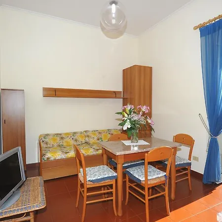 Гостевой дом Con Vista 2*